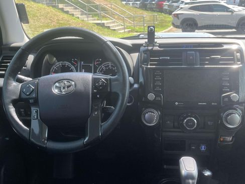 Used 2023 Toyota 4Runner TRD Off-Road Premium w/ Moonroof Package AWD/4WD image 12