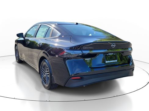 New 2026 Nissan Sentra SV FWD image 4