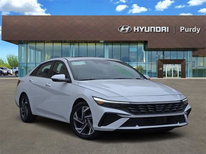 Used 2025 Hyundai Elantra Limited