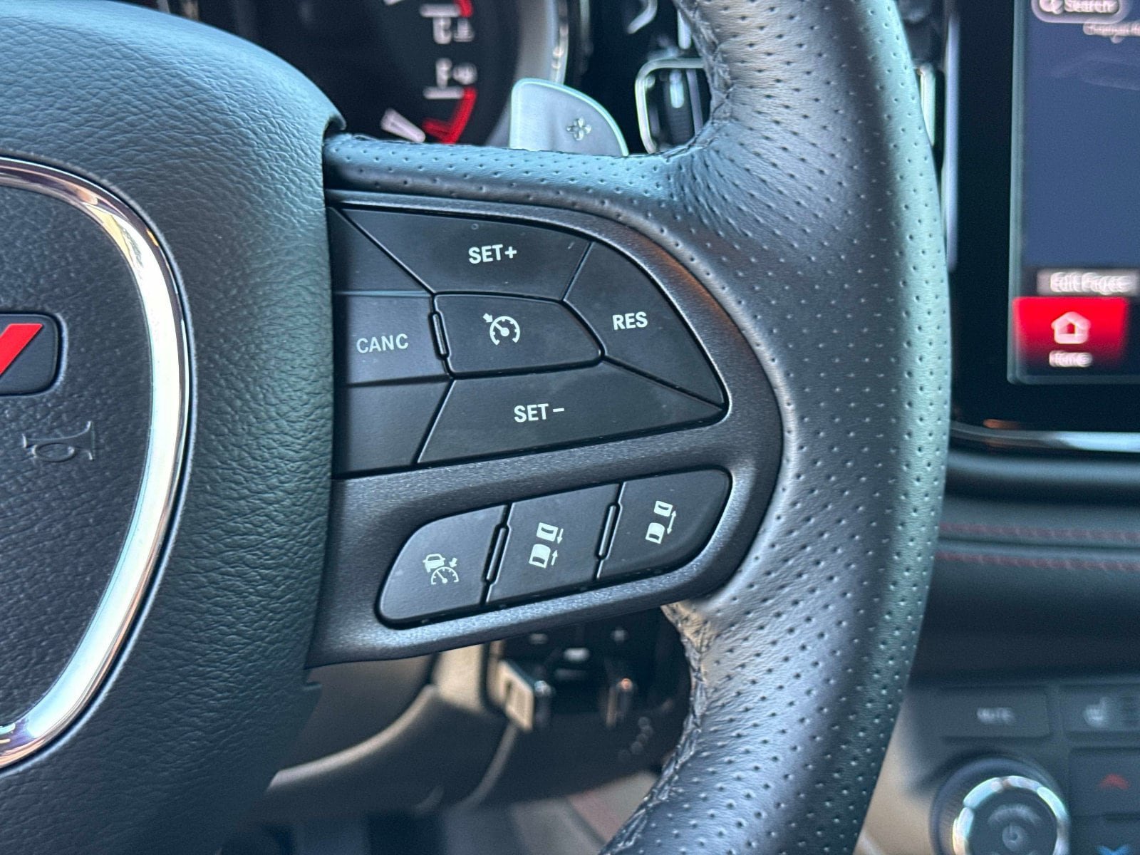 Certified 2025 Dodge Durango GT AWD/4WD image 30