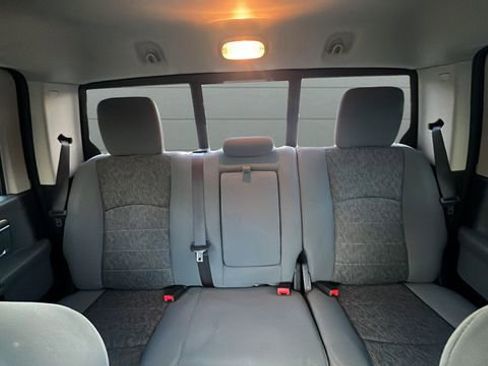 Used 2018 RAM 2500 Big Horn image 30