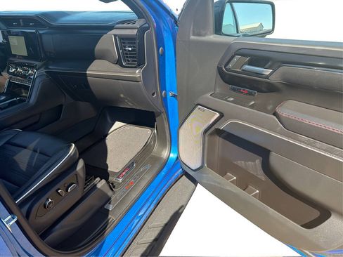 Used 2023 GMC Sierra 1500 AT4X AWD/4WD image 43