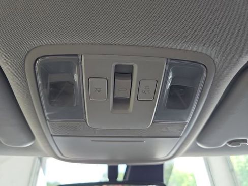 Used 2024 Kia Soul EX image 23