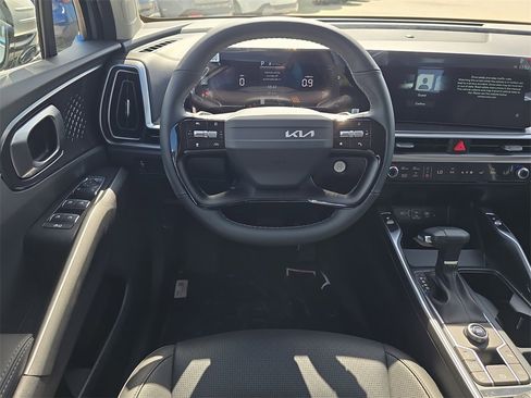 New 2026 Kia Sorento S image 13