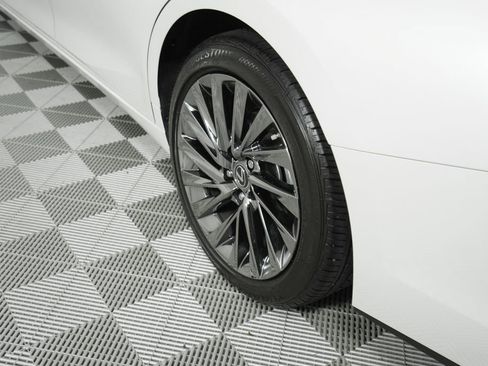 Certified 2024 Lexus ES 350 w/ Technology Package FWD image 8