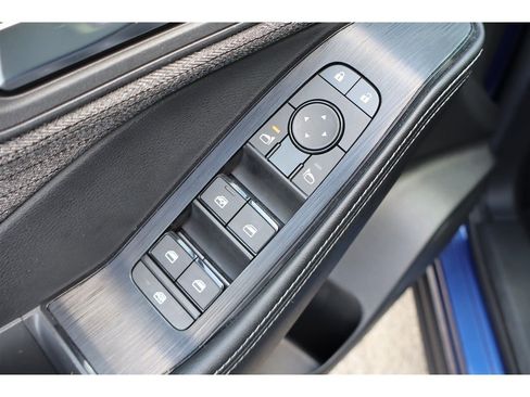 Used 2023 Nissan Rogue SV AWD/4WD image 18