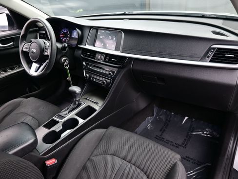 Used 2019 Kia Optima LX image 14