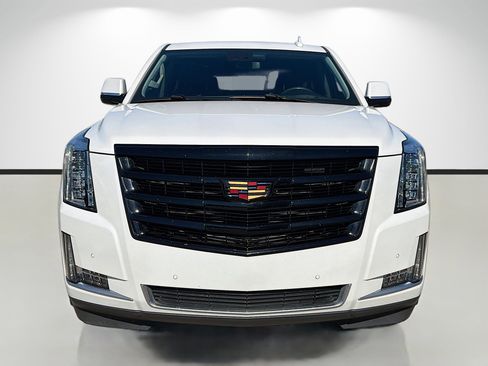 Used 2020 Cadillac Escalade Luxury image 8