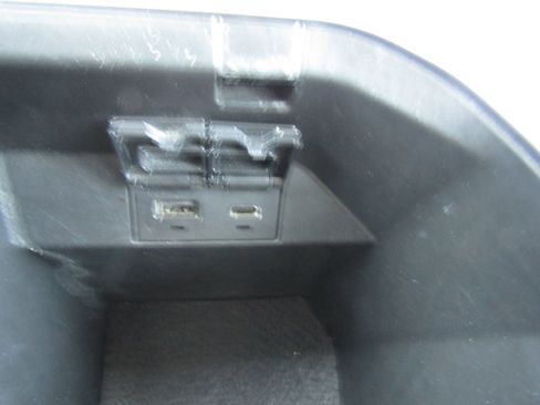Used 2023 Toyota Camry SE FWD image 31