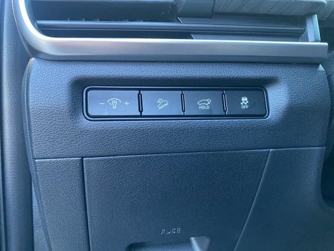 New 2025 Kia Telluride EX w/ EX Captain's Chair Package image 13