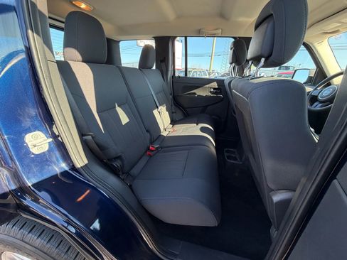 Used 2012 Jeep Liberty Sport image 13