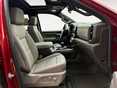 New 2026 GMC Sierra 1500 SLT w/ SLT Premium Plus Package image 15