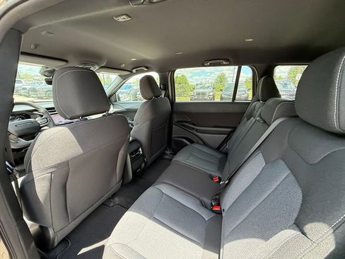 New 2026 Jeep Cherokee Laredo AWD/4WD image 23