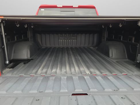 Used 2024 GMC Sierra 1500 SLT w/ SLT Premium Package image 7