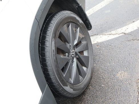 Used 2023 Volkswagen Taos S FWD image 37