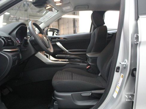 New 2026 Mitsubishi Eclipse Cross LE AWD/4WD image 6