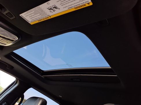 Used 2020 Jeep Grand Cherokee Altitude image 7