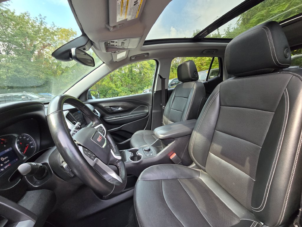Used 2024 GMC Terrain SLT w/ Elevation Edition AWD/4WD image 21