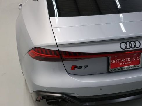 Used 2025 Audi RS 7 Performance AWD/4WD image 65