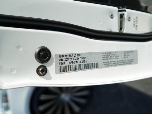 Used 2022 Dodge Charger SXT w/ Leather Interior Group RWD image 40