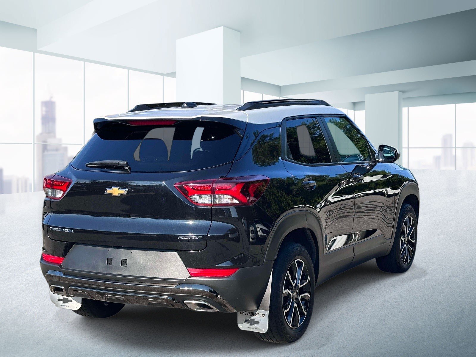 Used 2023 Chevrolet TrailBlazer ACTIV w/ Convenience Package FWD image 4