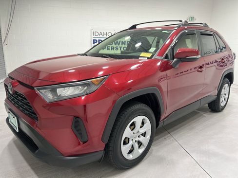 Used 2019 Toyota RAV4 LE w/ All Weather Liner Package image 4