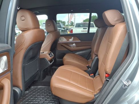 Used 2024 Mercedes-Benz GLS 450 4MATIC image 22
