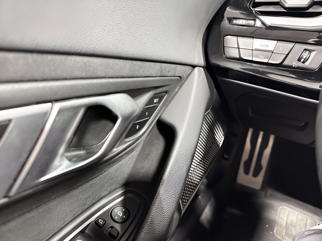 Used 2024 BMW Z4 M40i w/ Premium Package RWD image 17