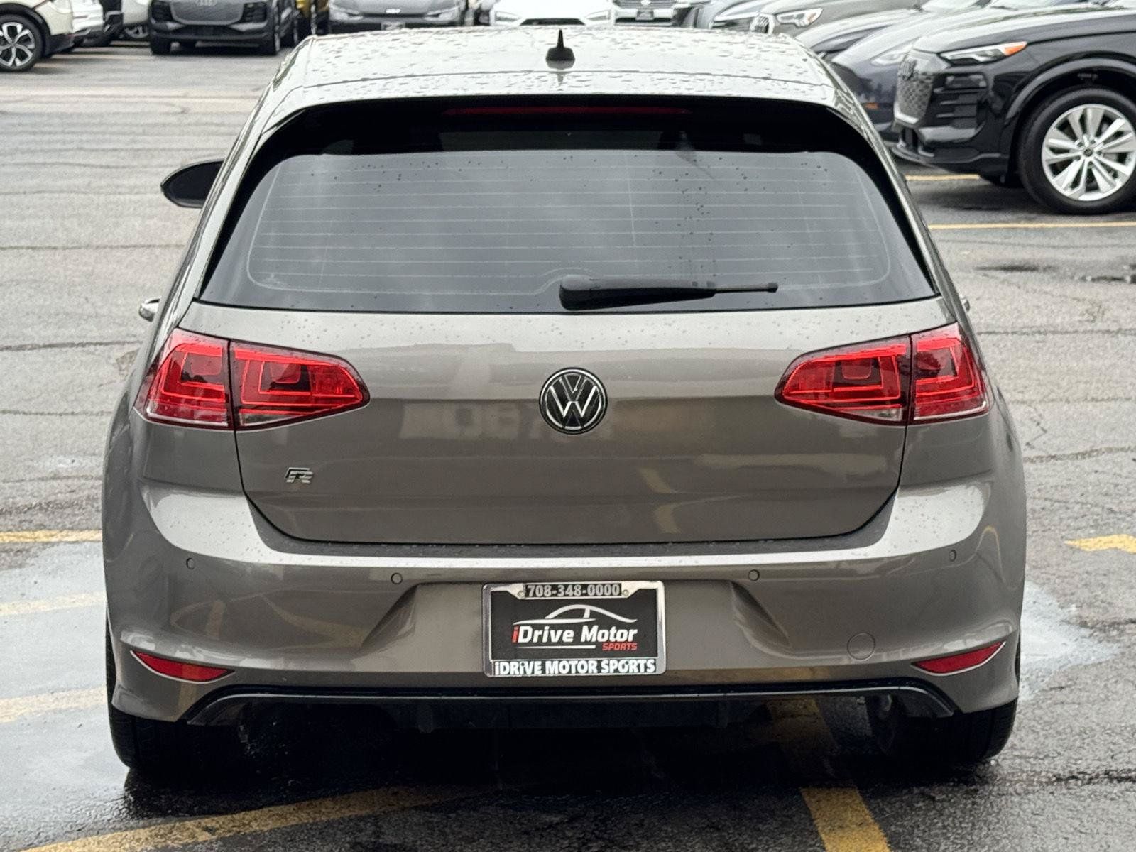Used 2017 Volkswagen Golf R 4-Door AWD/4WD image 6