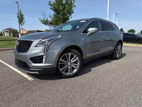 Used 2024 Cadillac XT5 Premium Luxury w/ Technology Package FWD image 1