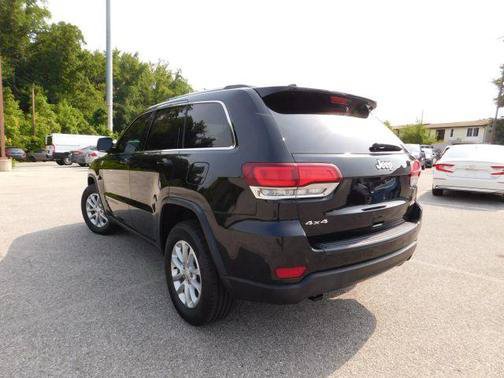 Used 2021 Jeep Grand Cherokee Laredo AWD/4WD image 7