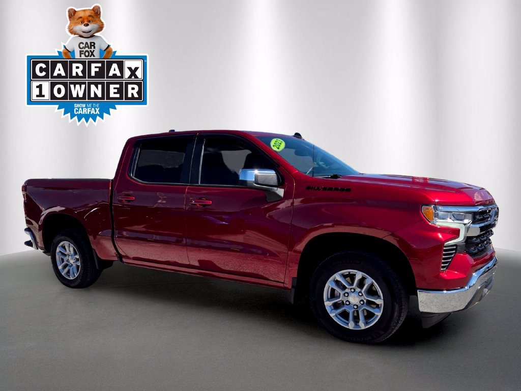 Used 2023 Chevrolet Silverado 1500 LT w/ Protection Package RWD image 2