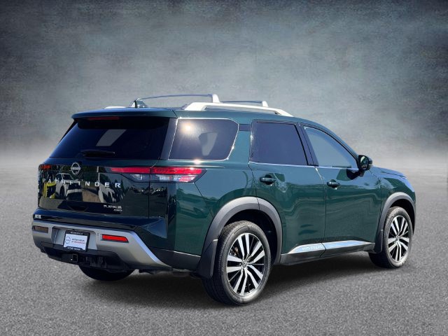 Used 2023 Nissan Pathfinder Platinum AWD/4WD image 2