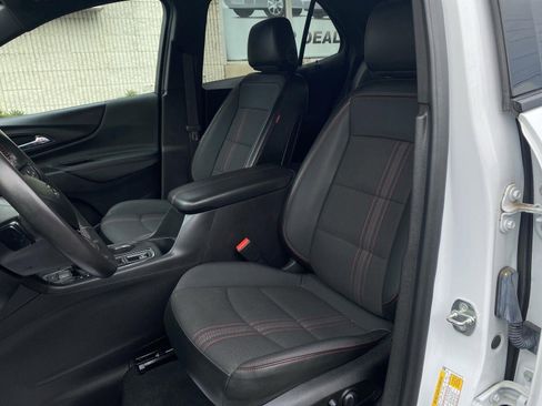 Used 2022 Chevrolet Equinox RS image 10