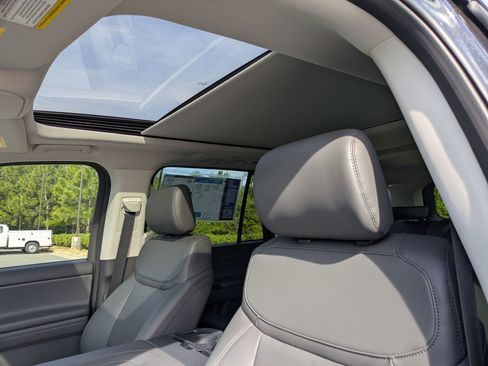 New 2026 Ford Expedition Max Active AWD/4WD image 25