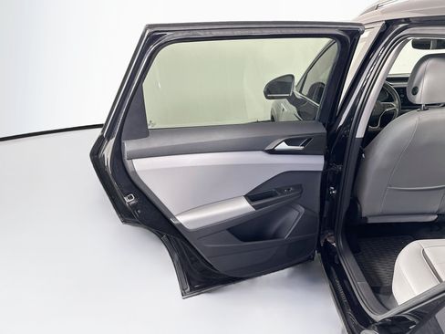 Used 2023 Volkswagen Taos SE w/ Black Wheel Package FWD image 26
