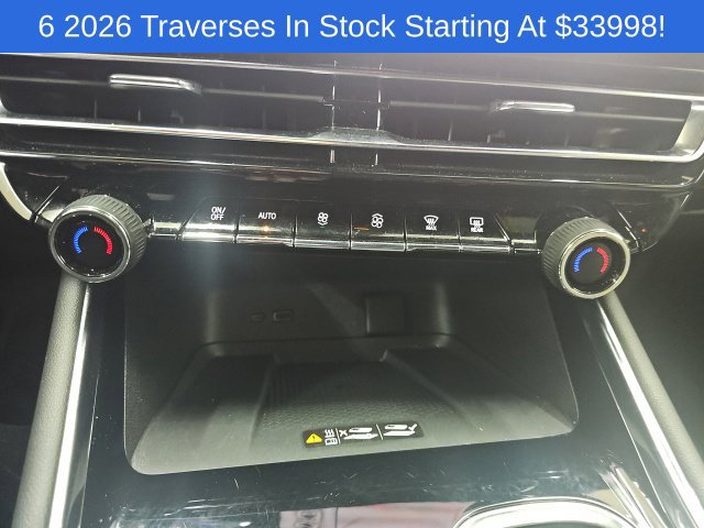 Used 2026 Chevrolet Traverse LT w/ Driver Confidence Package FWD image 13