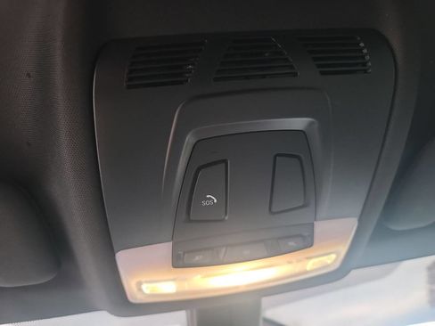 Used 2015 BMW i8 image 21