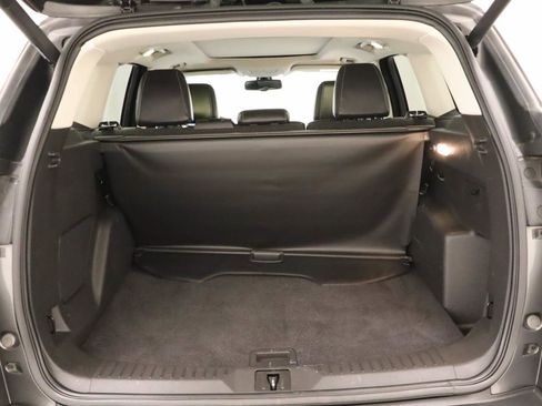 Used 2016 Ford Escape Titanium w/ Equipment Group 301A AWD/4WD image 19