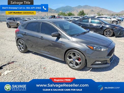 Used 2016 Ford Focus ST w/ Equipment Group 402A FWD image 5