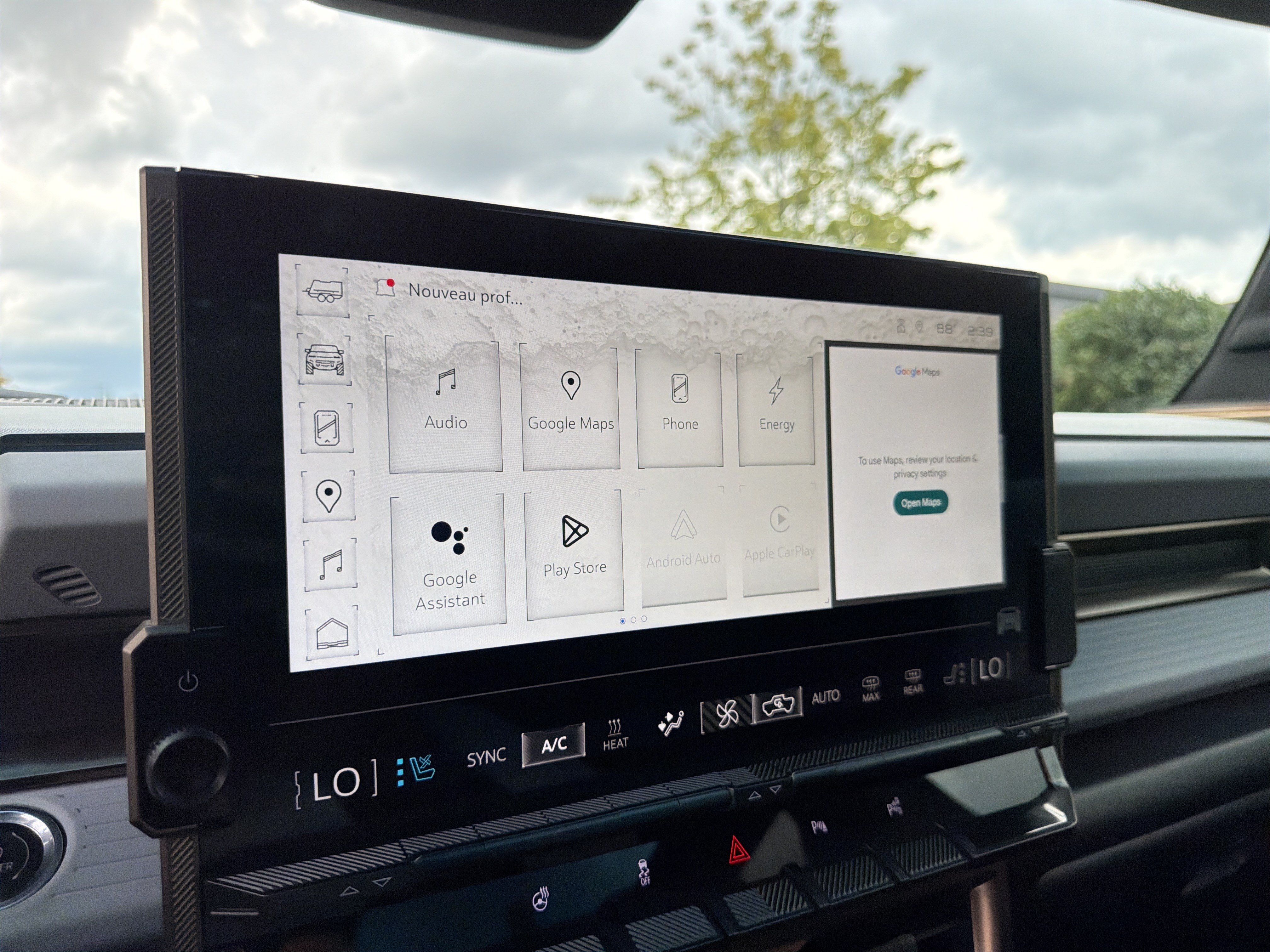 Used 2024 GMC Hummer EV 3X w/ LPO, Illumination Package AWD/4WD image 37