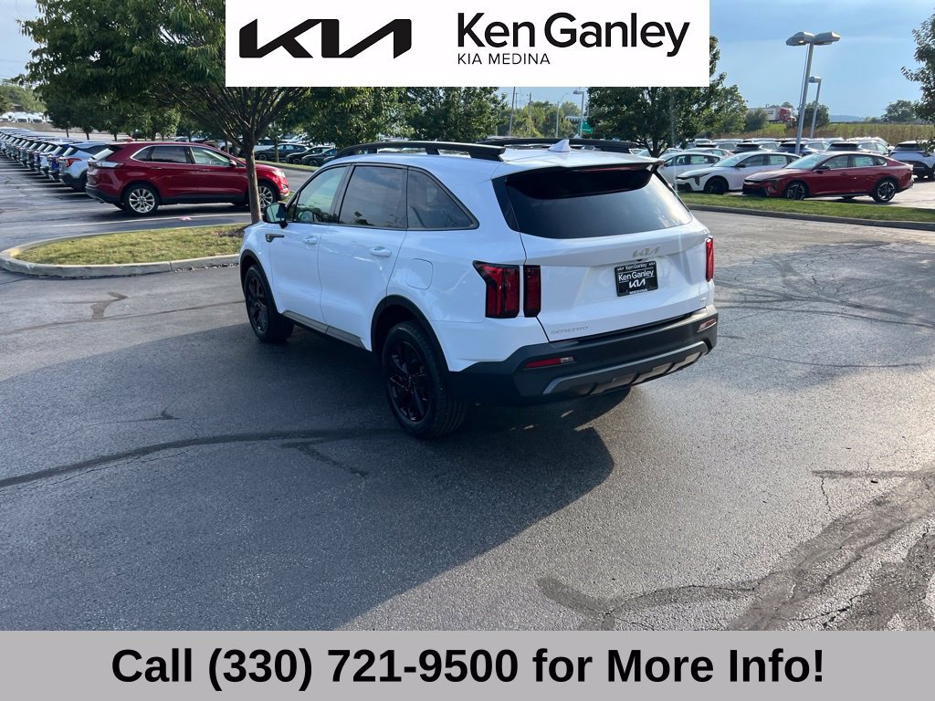 Certified 2023 Kia Sorento S w/ Panoramic Sunroof Package AWD/4WD image 15