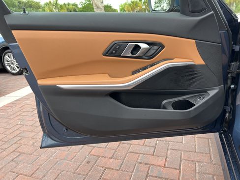 Certified 2025 BMW 330i Sedan RWD image 14