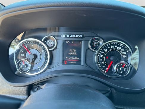 Used 2023 RAM 1500 Big Horn image 29