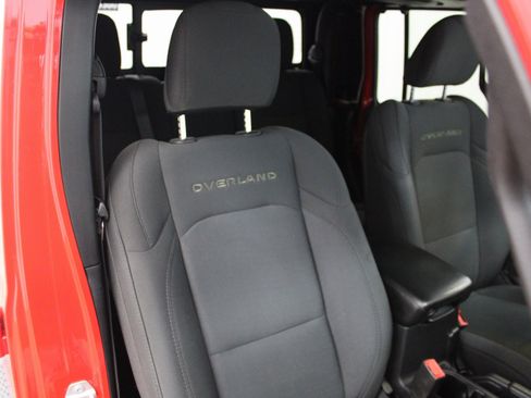 Used 2020 Jeep Gladiator Overland image 33