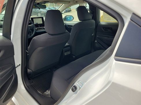 Used 2026 Toyota Corolla LE image 9
