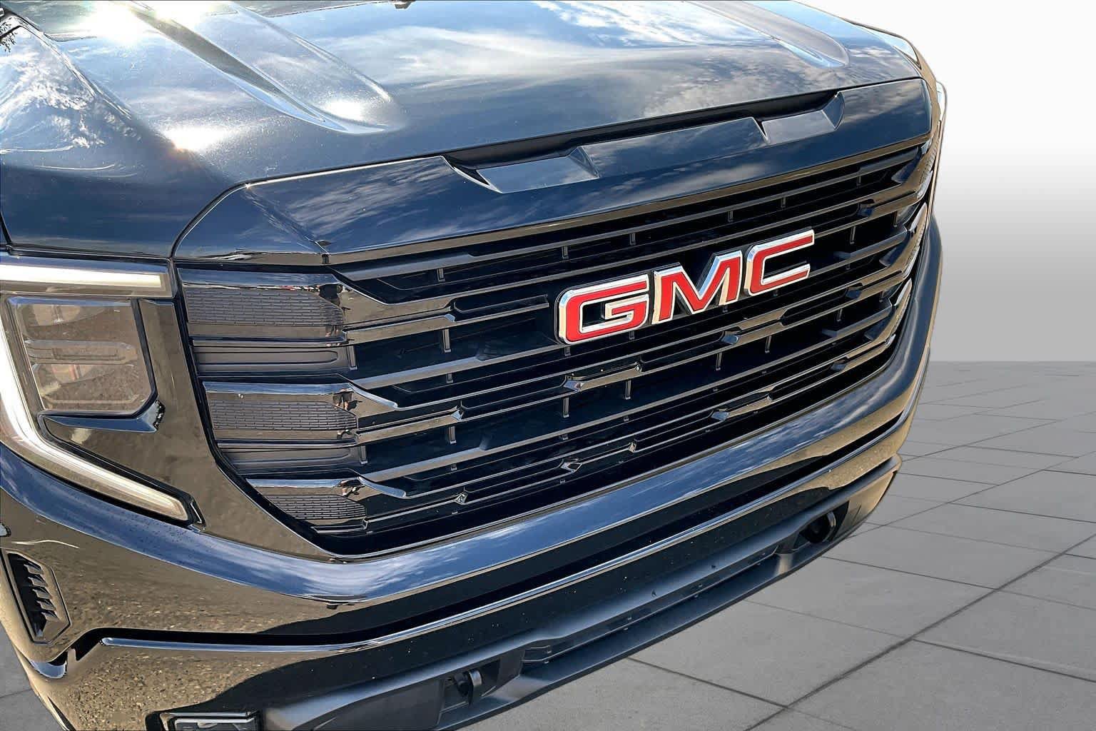 Used 2023 GMC Sierra 1500 Elevation RWD image 29