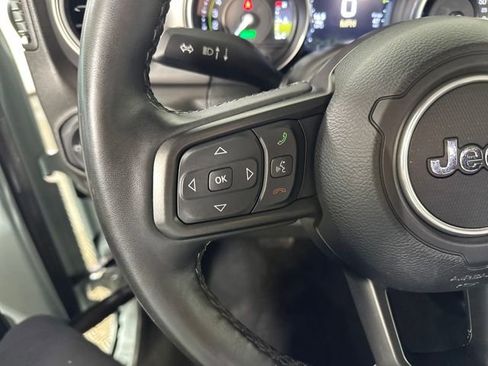 Used 2023 Jeep Wrangler Unlimited w/ Cold Weather Group image 15