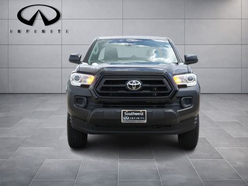 Used 2020 Toyota Tacoma SR RWD image 2
