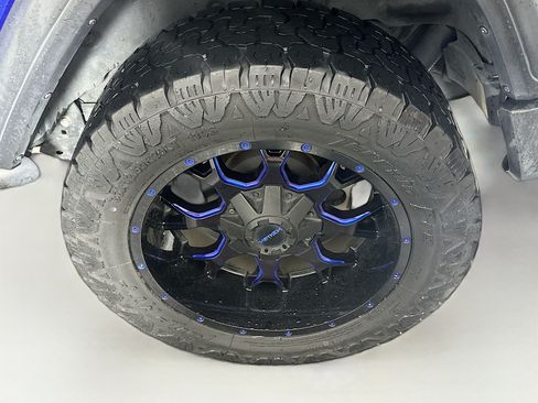 Used 2018 Jeep Wrangler Sport AWD/4WD image 11